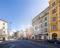 15ulice před domem.jpg