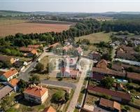 10DJI_0079-bus zastávka